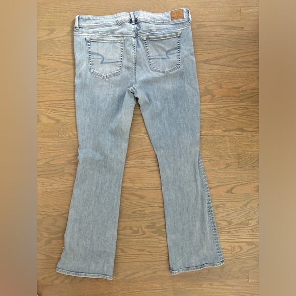 American Eagle Kick Boot Light Wash Boot Cut Jeans women’s size 20 Long - Picture 5 of 13